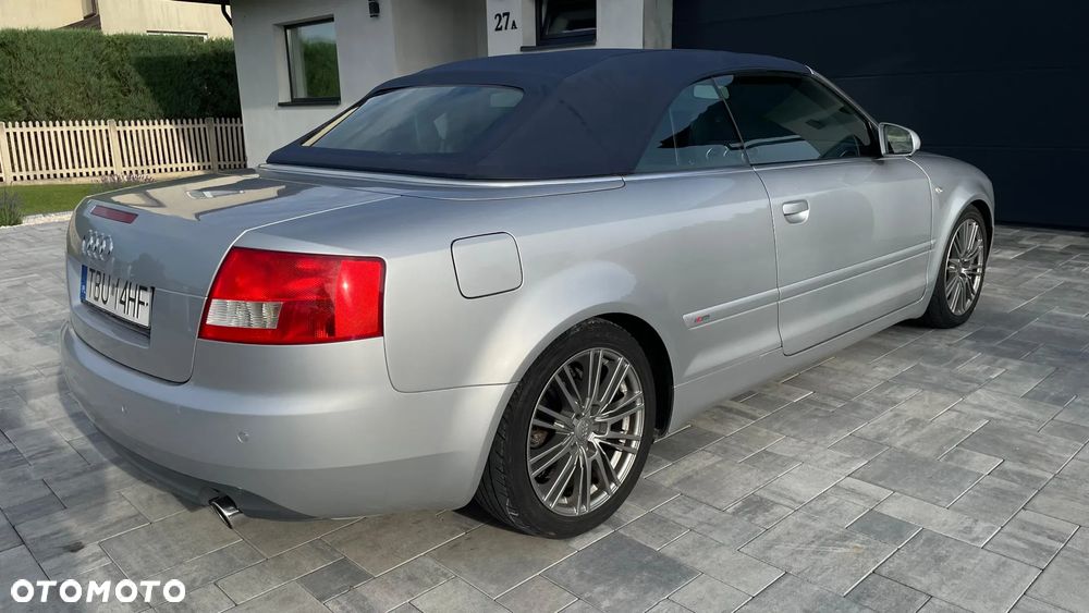 Audi A4 ver-cabriolet-2-4 - 8