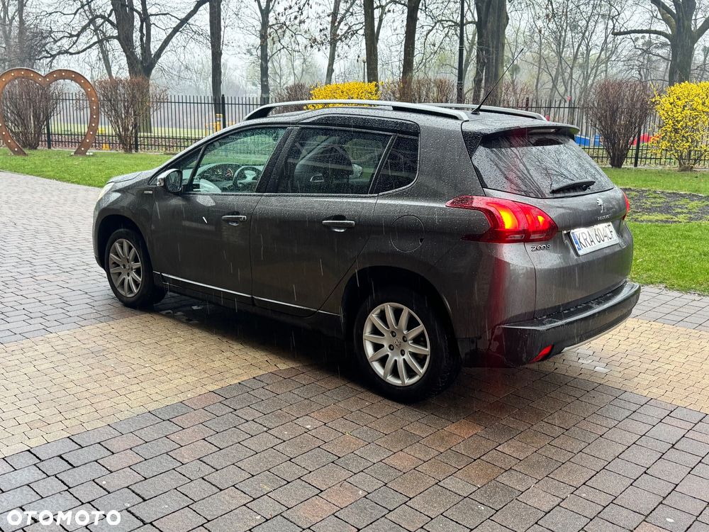 Peugeot 2008 1.6 BlueHDi Style - 9