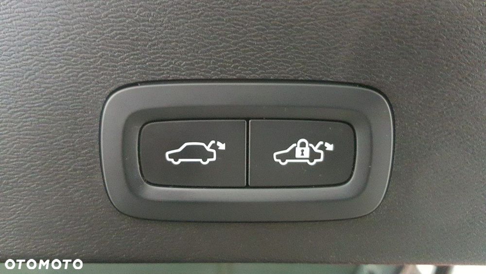 Volvo XC 40 - 19