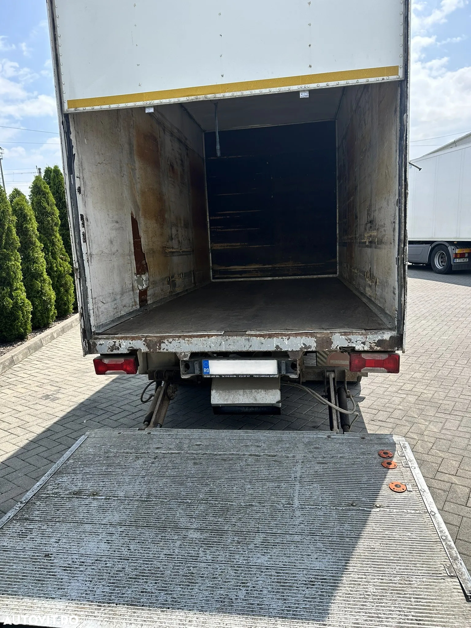 Nissan T100 - 6