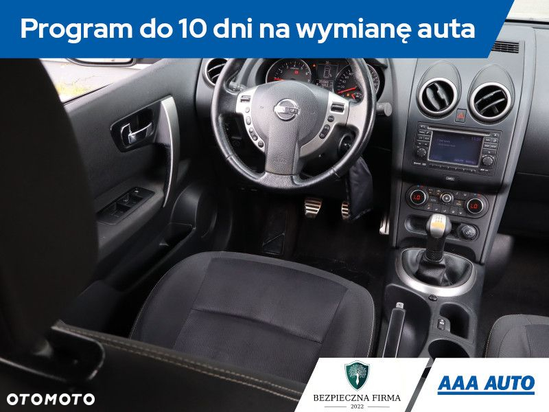Nissan Qashqai - 8
