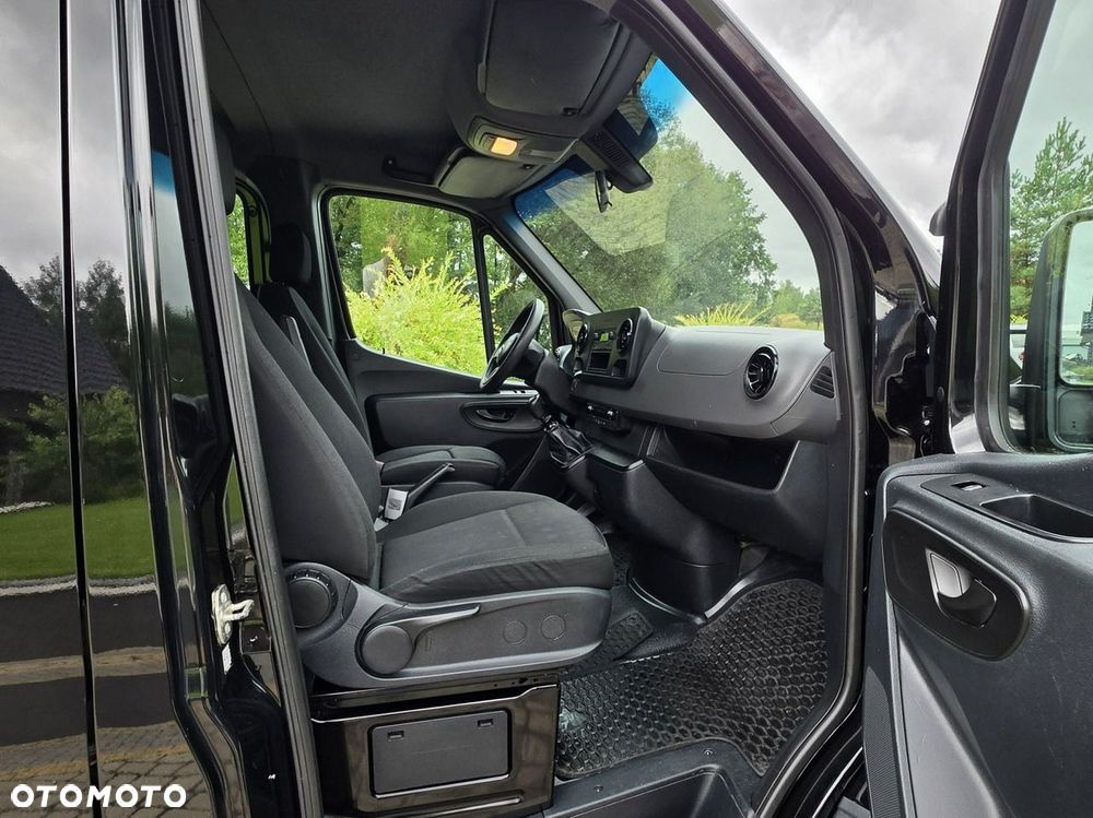 Mercedes-Benz Sprinter - 7