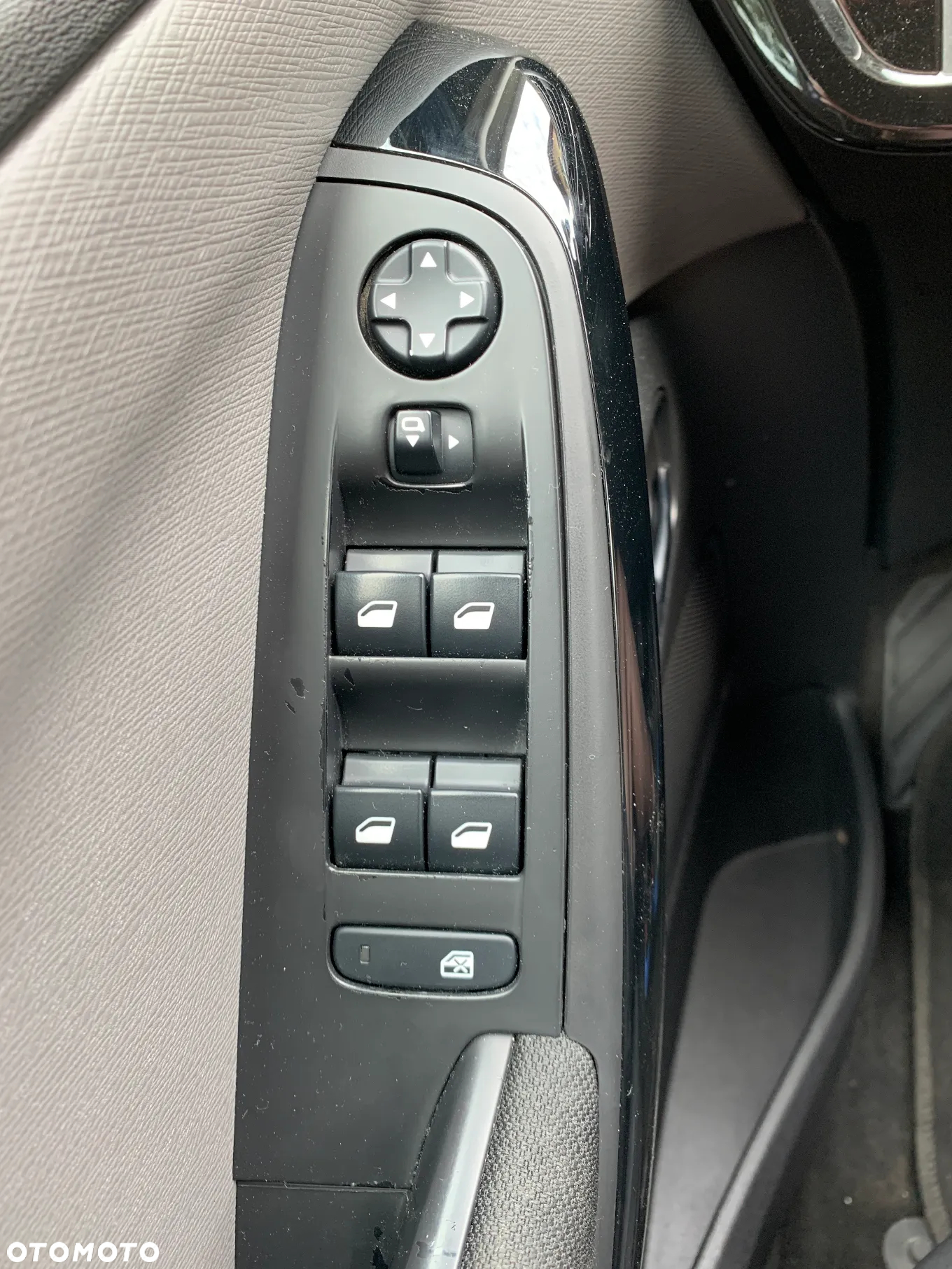 Citroën C4 Picasso 1.6 BlueHDi Shine S&S EAT6 - 20