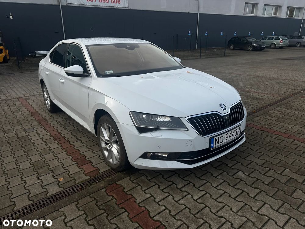 Skoda Superb 1.8 TSI Style DSG - 4