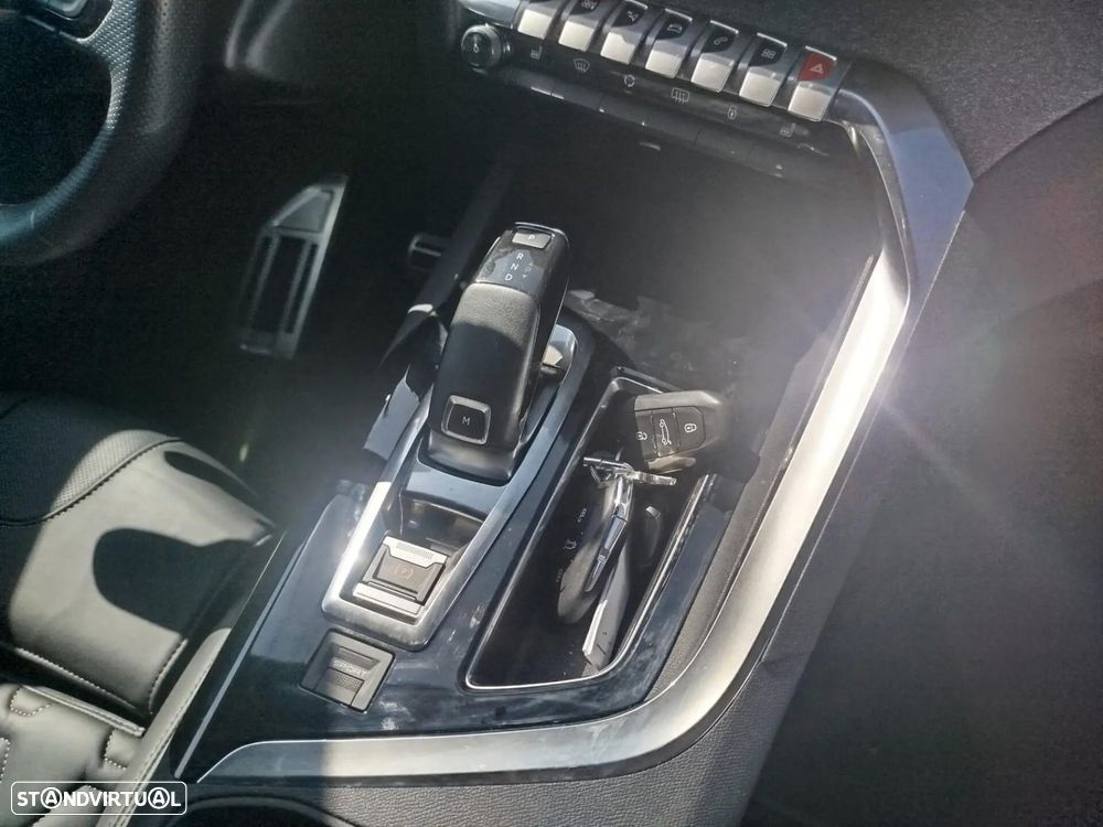 Peugeot 3008 1.2 PureTech GT Line EAT8 - 15