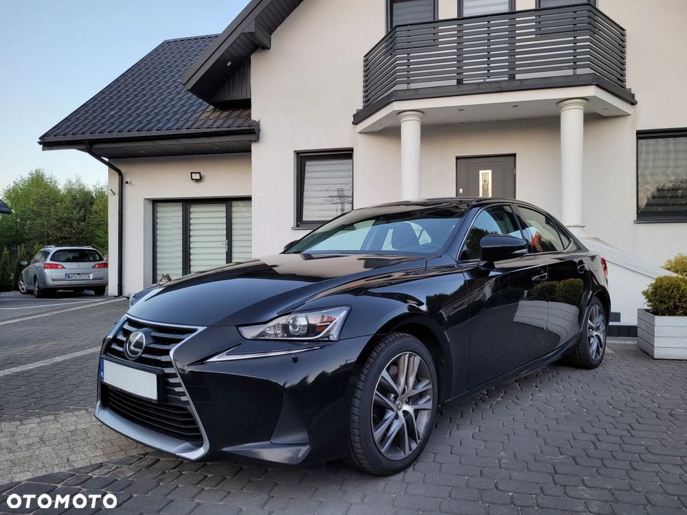 Lexus IS 200t / 300 Black - 12