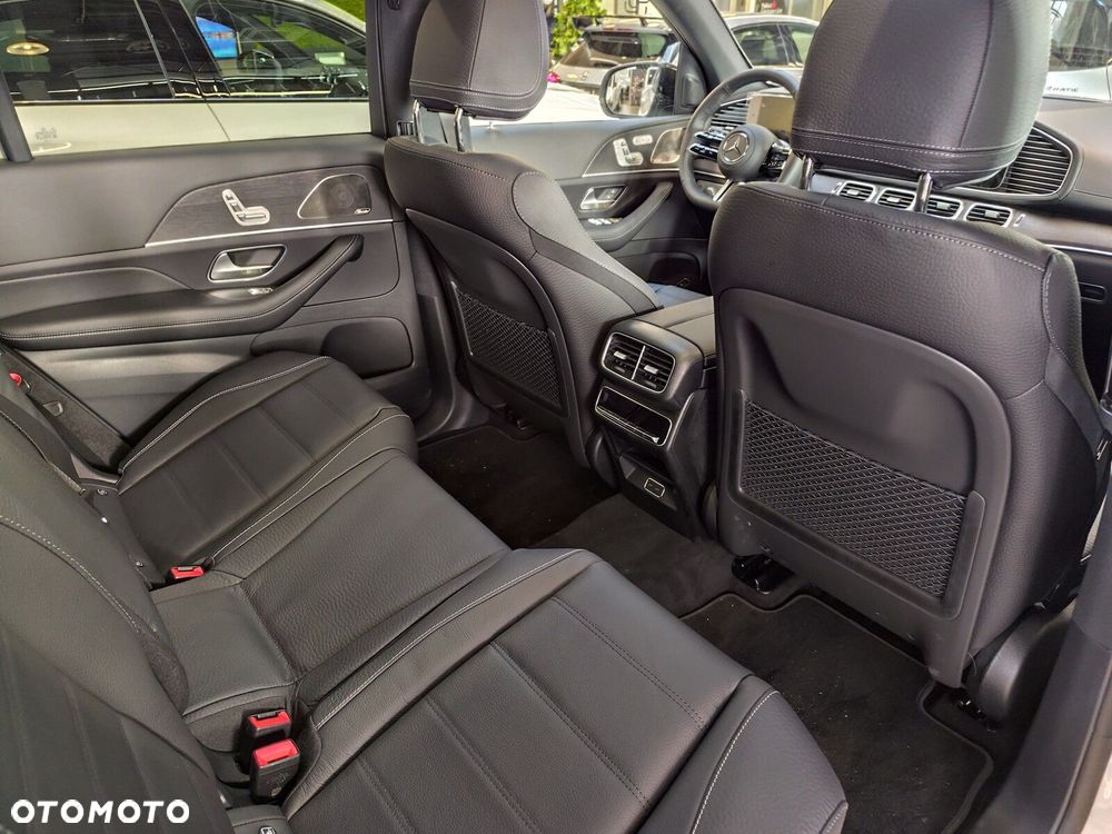 Mercedes-Benz GLS - 15