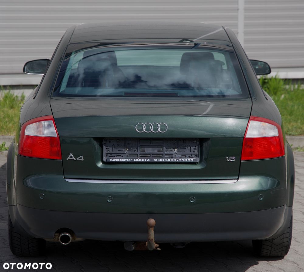 Audi A4 Limousine - 13