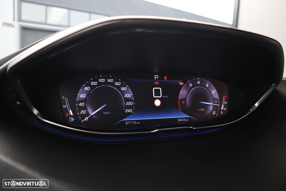 Peugeot 3008 PureTech 130 Stop & Start GPF EAT8 Roadtrip - 29