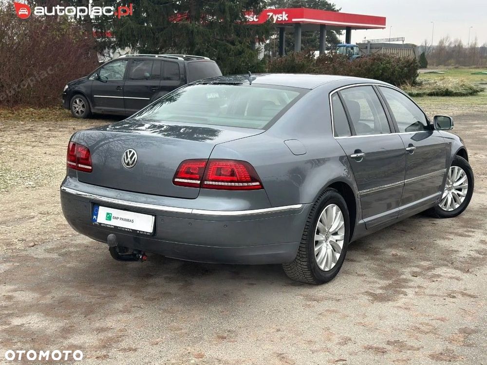 Volkswagen Phaeton - 18