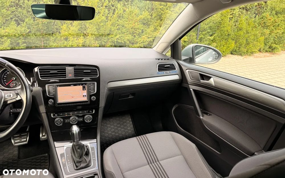 Volkswagen Golf 2.0 TDI BlueMotion Technology DSG Allstar - 12