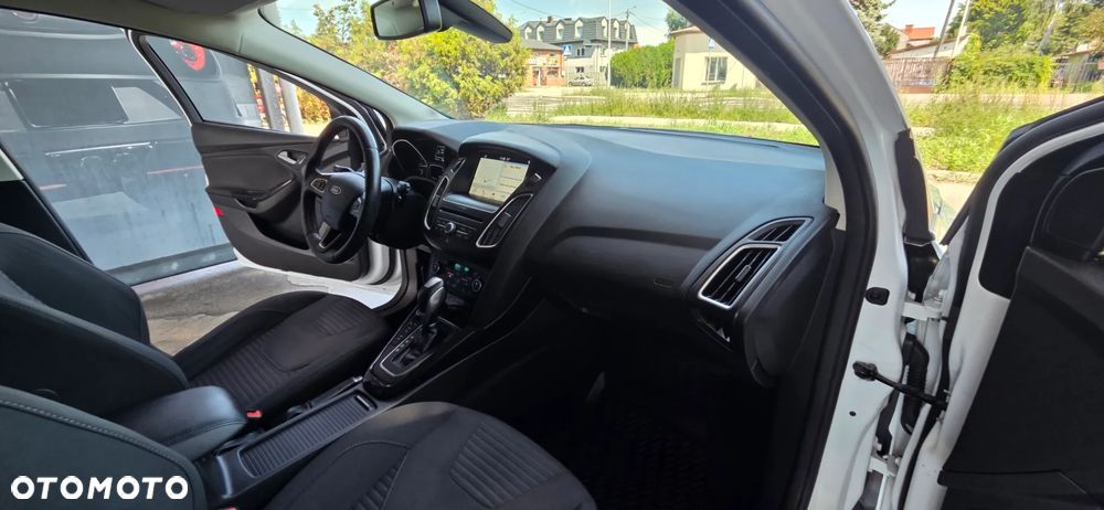 Ford Focus 2.0 TDCi SYNC Edition ASS PowerShift - 38