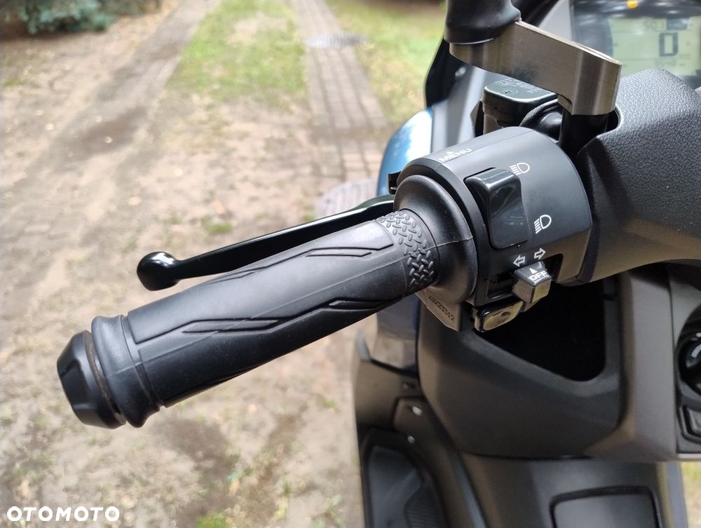 Yamaha NMAX - 20