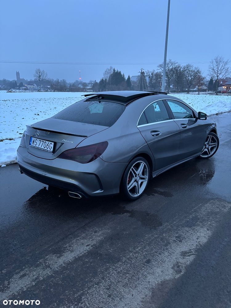 Mercedes-Benz CLA 250 4Matic 7G-DCT AMG Line - 18