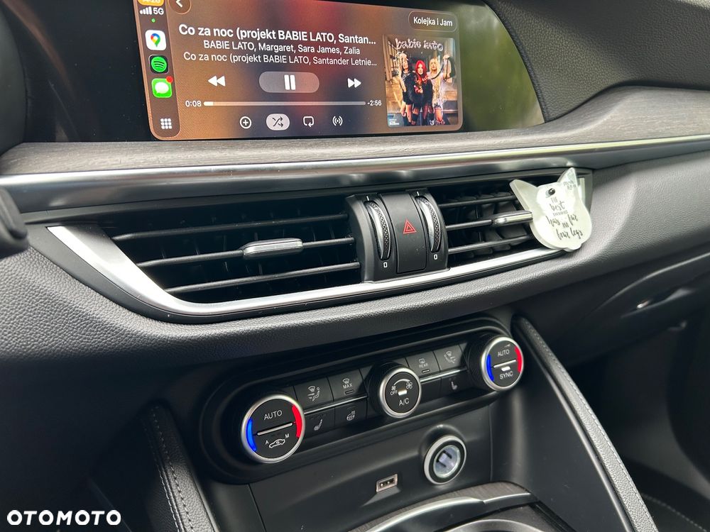 Alfa Romeo Stelvio 2.0 Turbo 16V AT8-Q4 Executive - 26