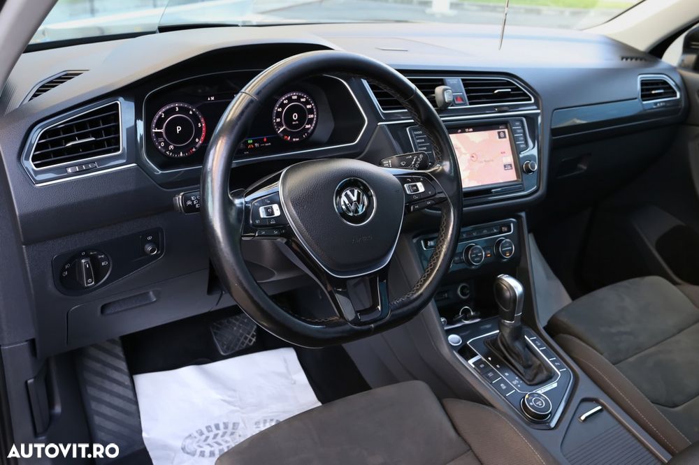Volkswagen Tiguan 2.0 TDI DSG 4Mot Highline - 25