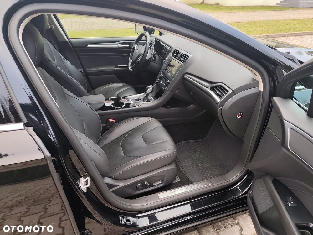 Ford Mondeo 2.0 TDCi PowerShift-Aut Allrad Titanium - 28