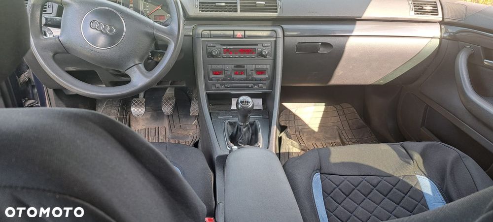 Audi A4 Avant 1.9 TDI - 9