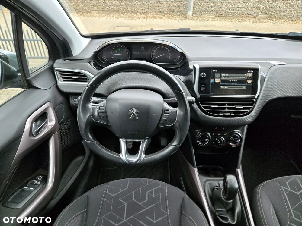 Peugeot 2008 1.2 VTi/Pure Tech Active - 5