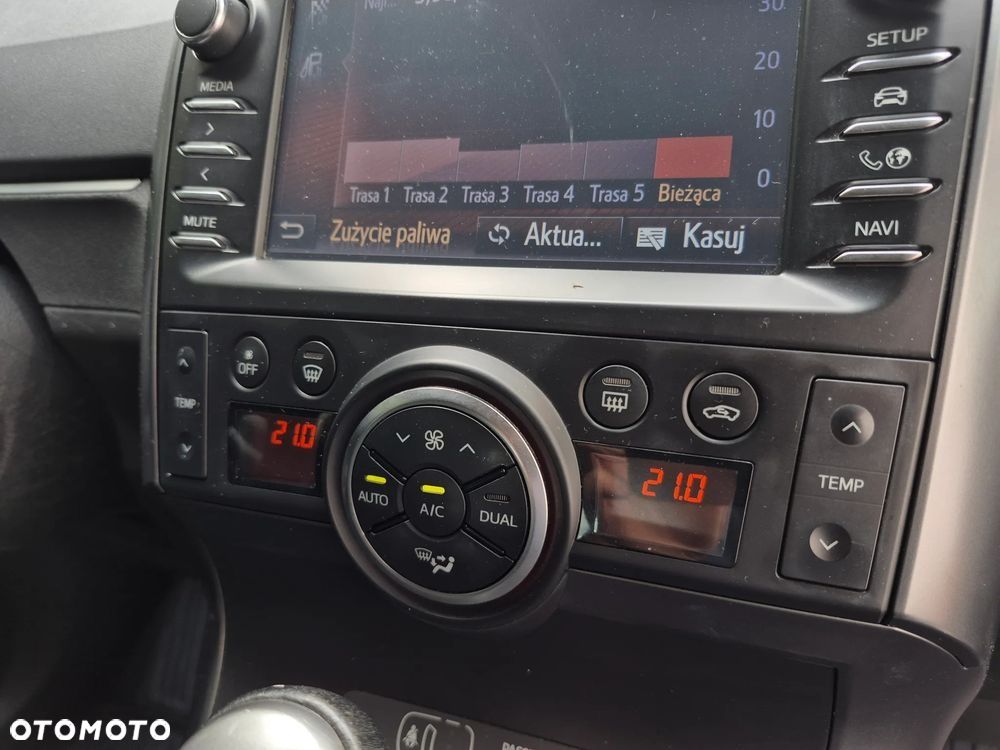 Toyota Verso 1.8 Prestige EU5 MS - 26