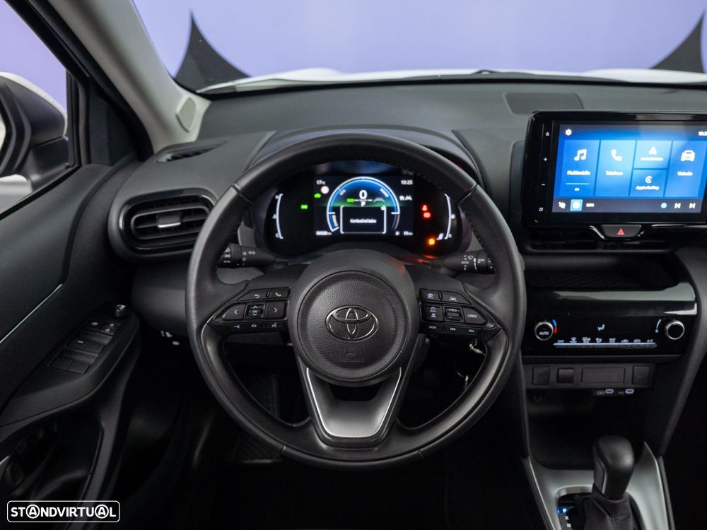 Toyota Yaris Cross 1.5 HDF Comfort Plus - 15