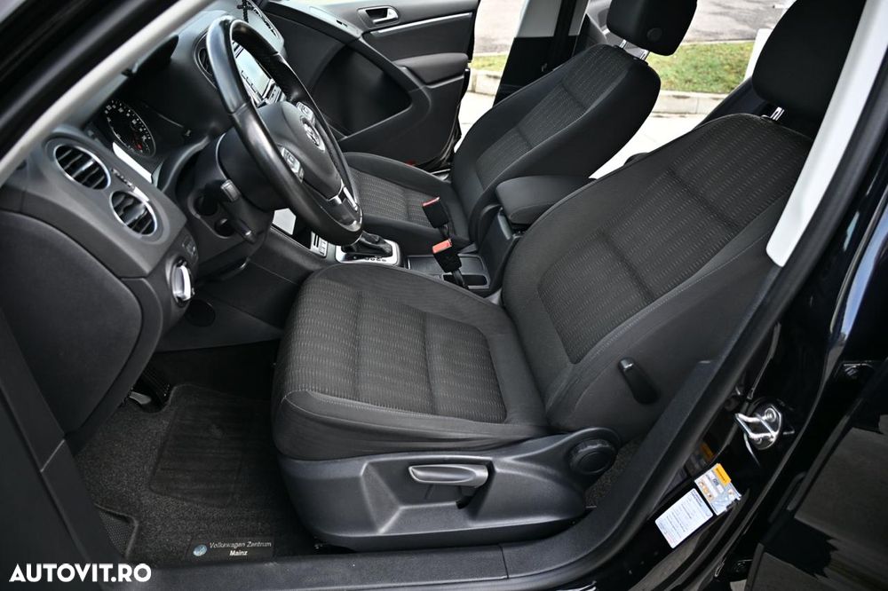 Volkswagen Tiguan 2.0 TDI DPF 4Motion BlueMotion Technology DSG Lounge Sport & Style - 29