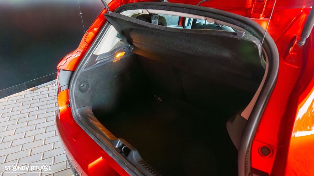 Renault Clio 0.9 TCe Limited - 9