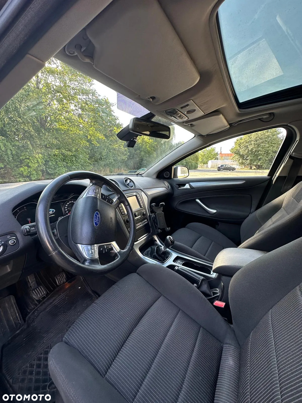Ford Mondeo - 18