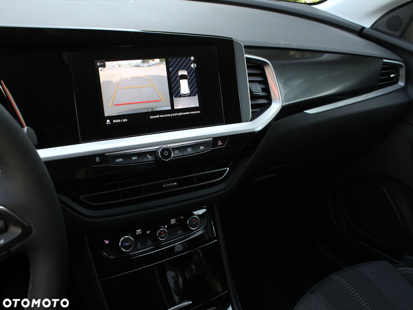 Opel Grandland - 18
