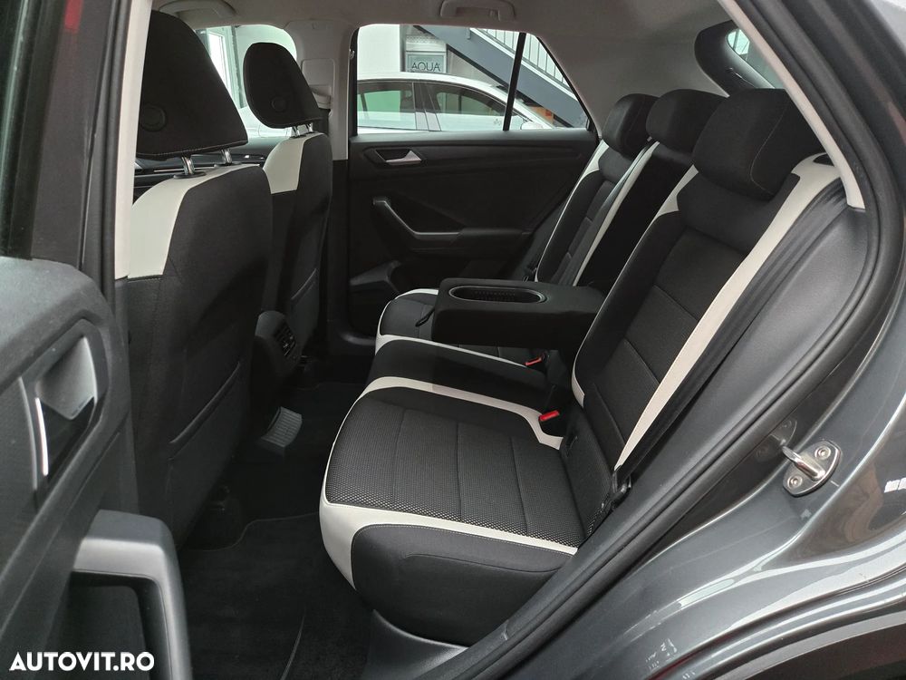 Volkswagen T-Roc 2.0 TSI 4Motion DSG Sport - 23