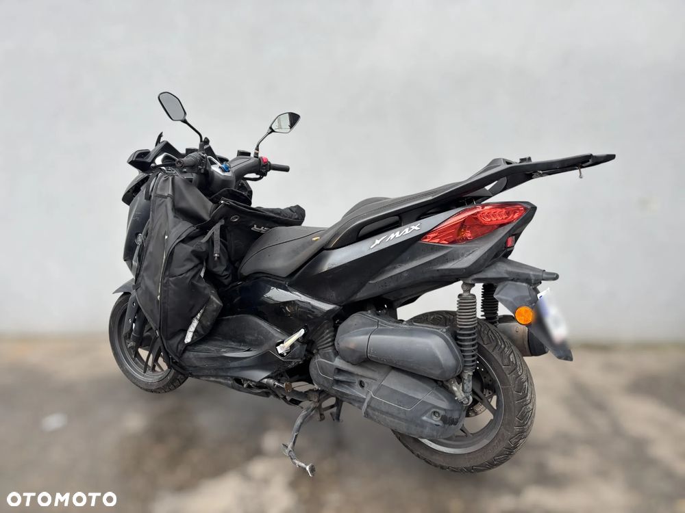 Yamaha X-max - 4