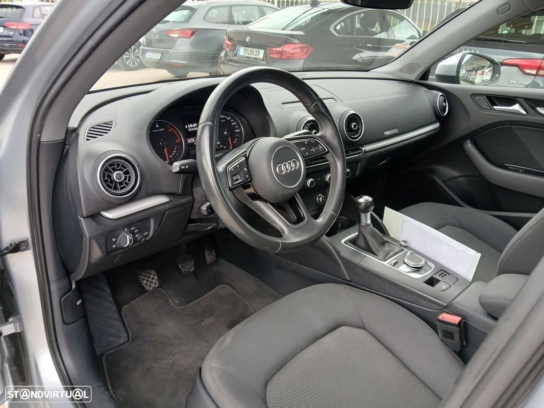 Audi A3 Limousine 30 TDI - 17