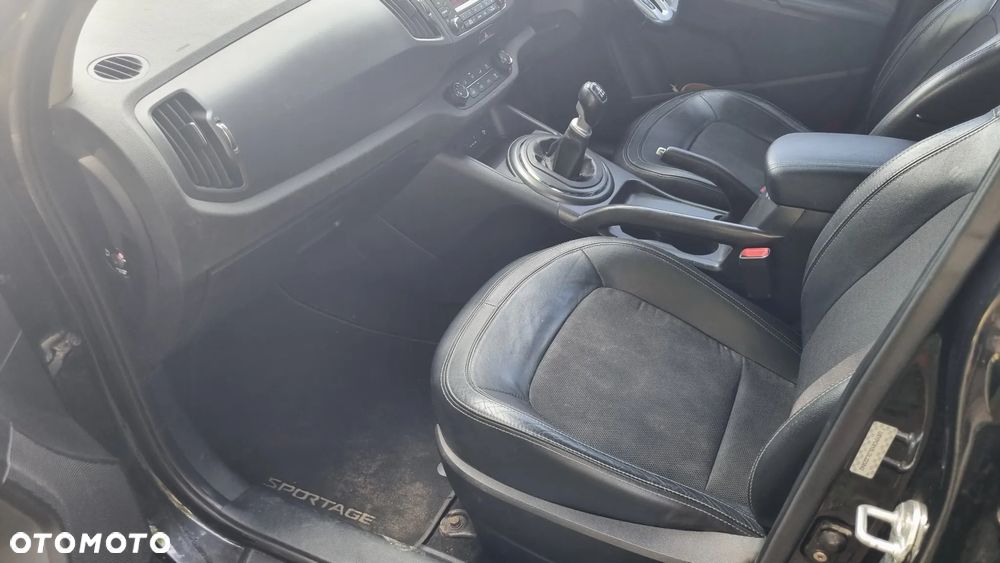 Kia Sportage 1.7 CRDI 2WD ISG Spirit - 9