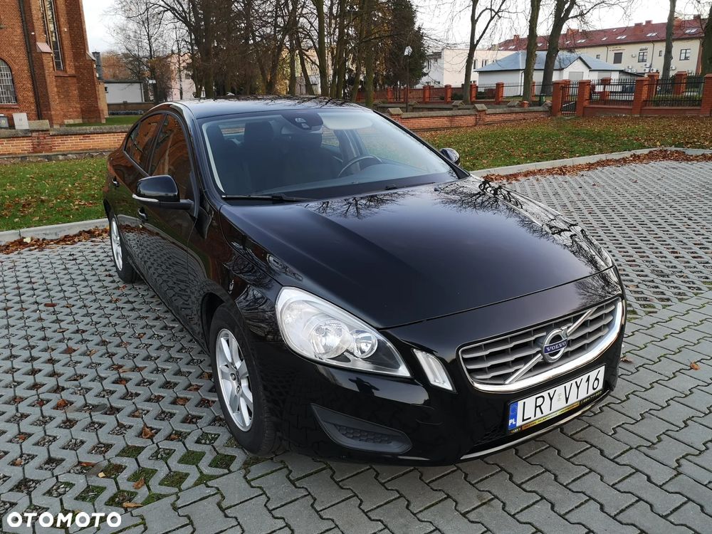 Volvo S60 T3 Edition - 36
