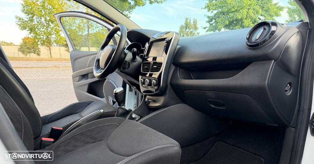 Renault Clio 0.9 TCe Limited - 9