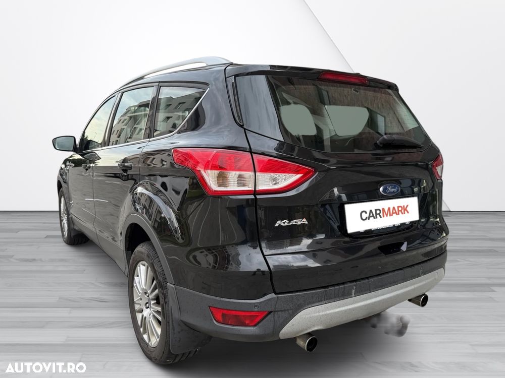 Ford Kuga 2.0 TDCi 4x4 Aut. Titanium - 4