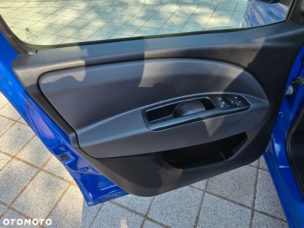 Fiat Doblo 1.6 16V Multijet Start&Stopp Emotion Family - 24