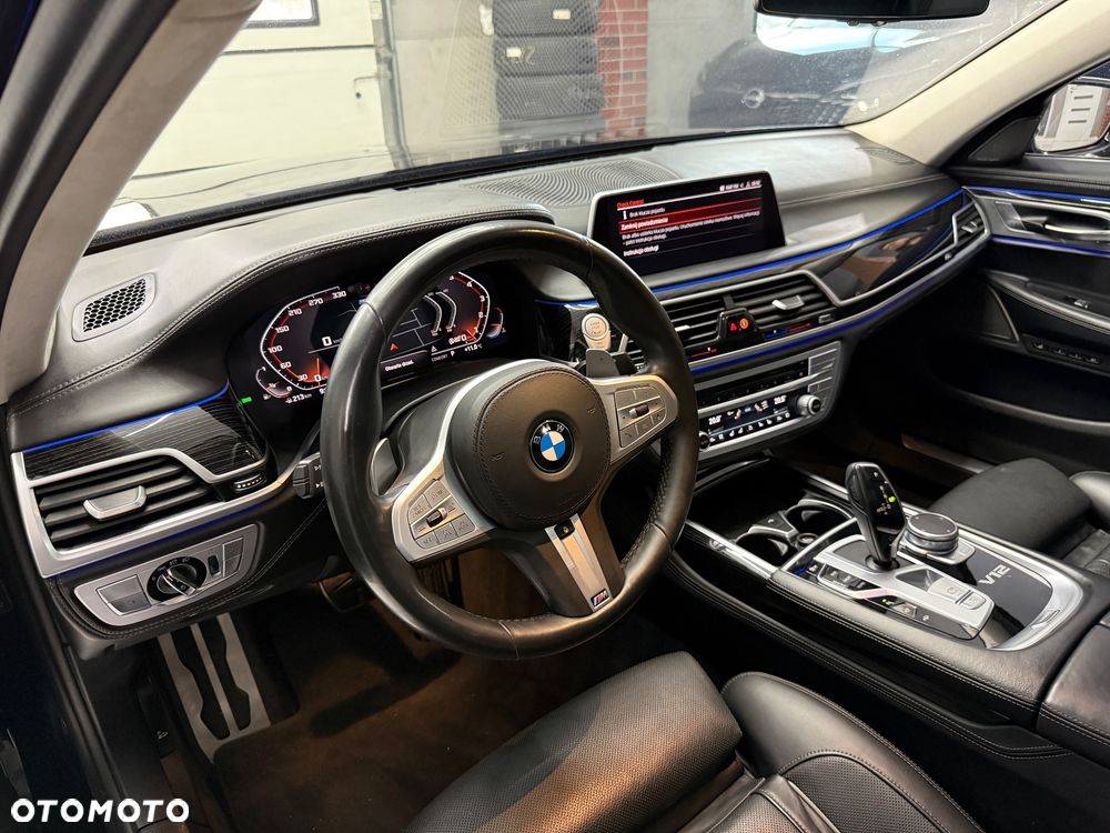 BMW Seria 7 - 21