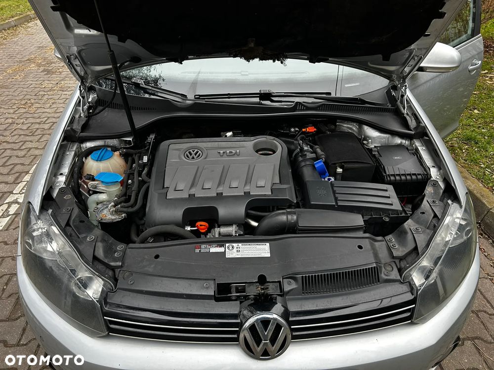 Volkswagen Golf Variant 2.0 TDI Highline - 16