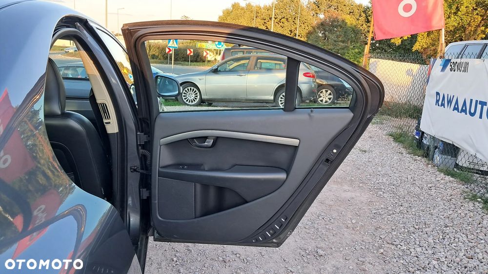 Volvo S80 2.5T Momentum - 11
