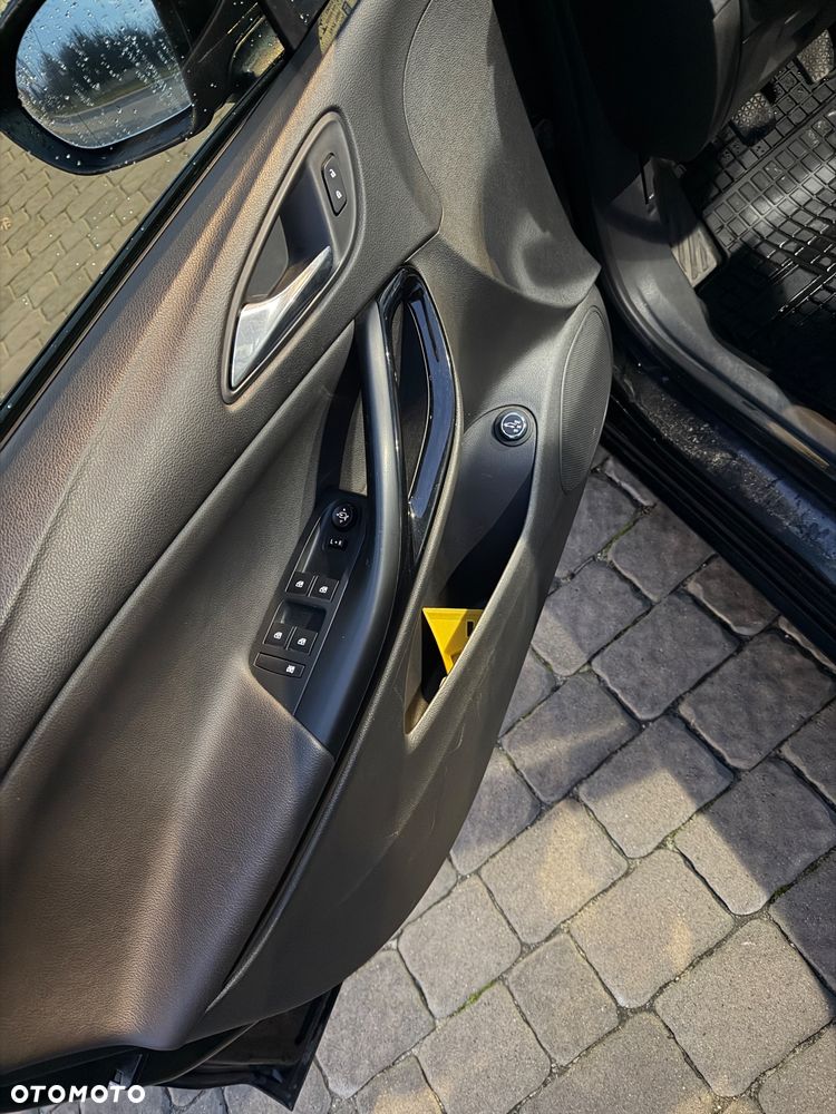 Opel Astra 1.6 CDTI DPF ecoFLEX TourerStart/Stop Exklusiv - 12