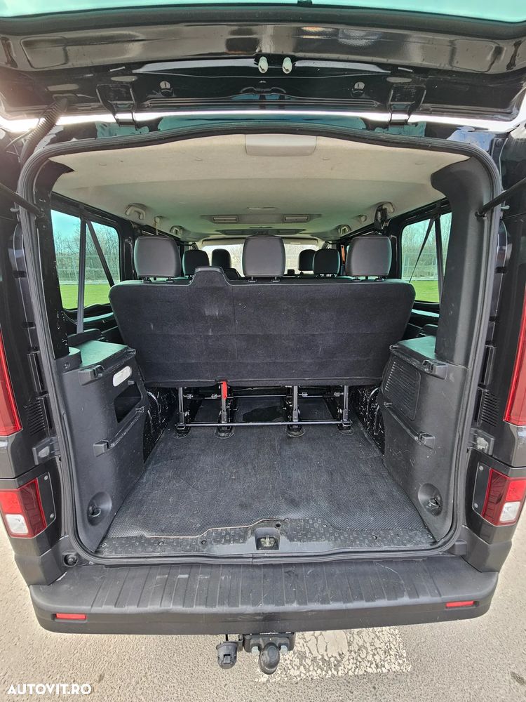 Renault Trafic ENERGY Grand Combi Expression - 11