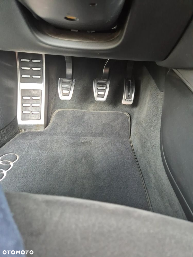 Audi A6 Avant - 24