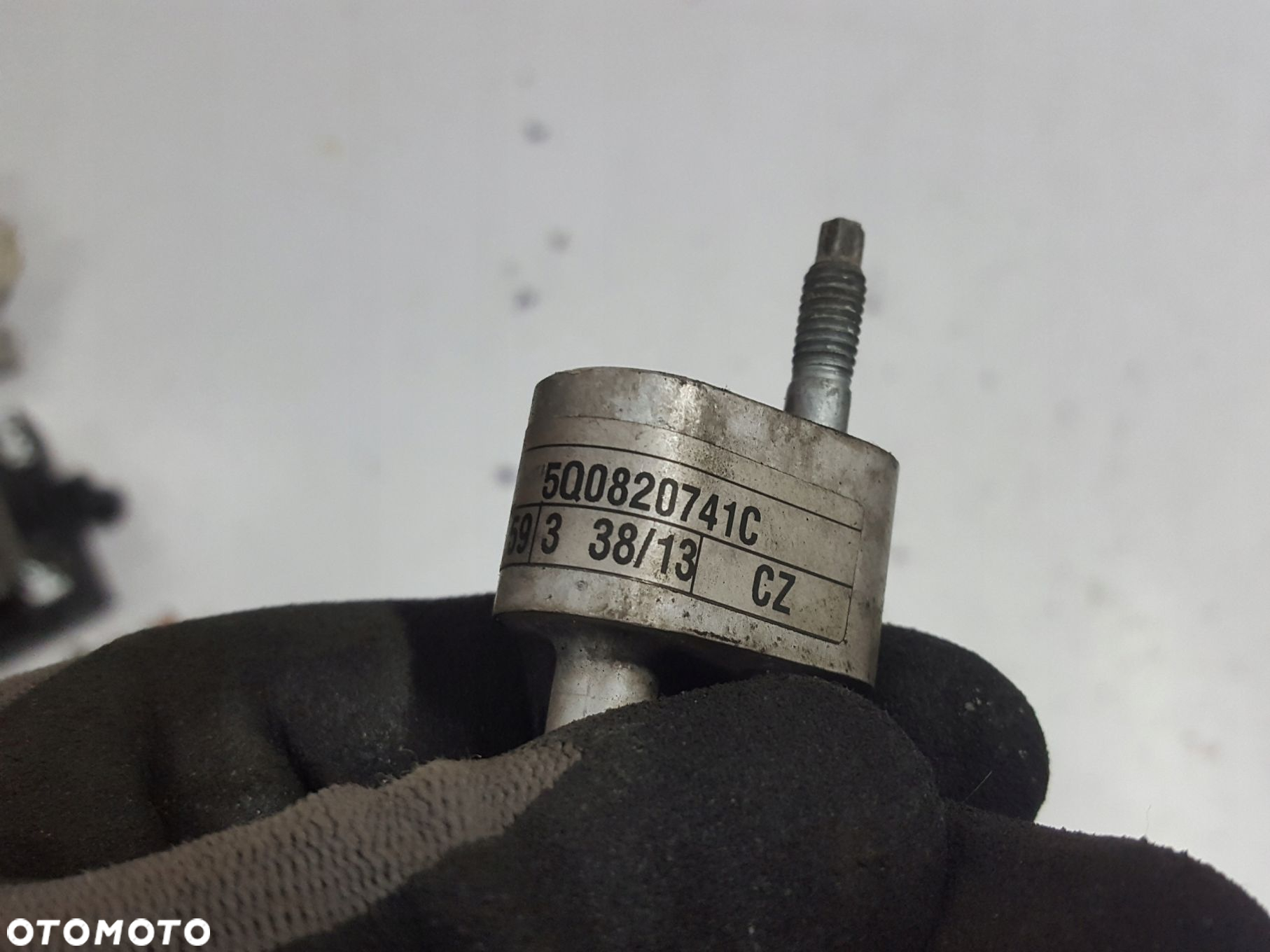 AUDI A3 8V 13-16r 2.0 TDI PRZEWÓD KLIMATYZACJI 5Q0820741C - 3