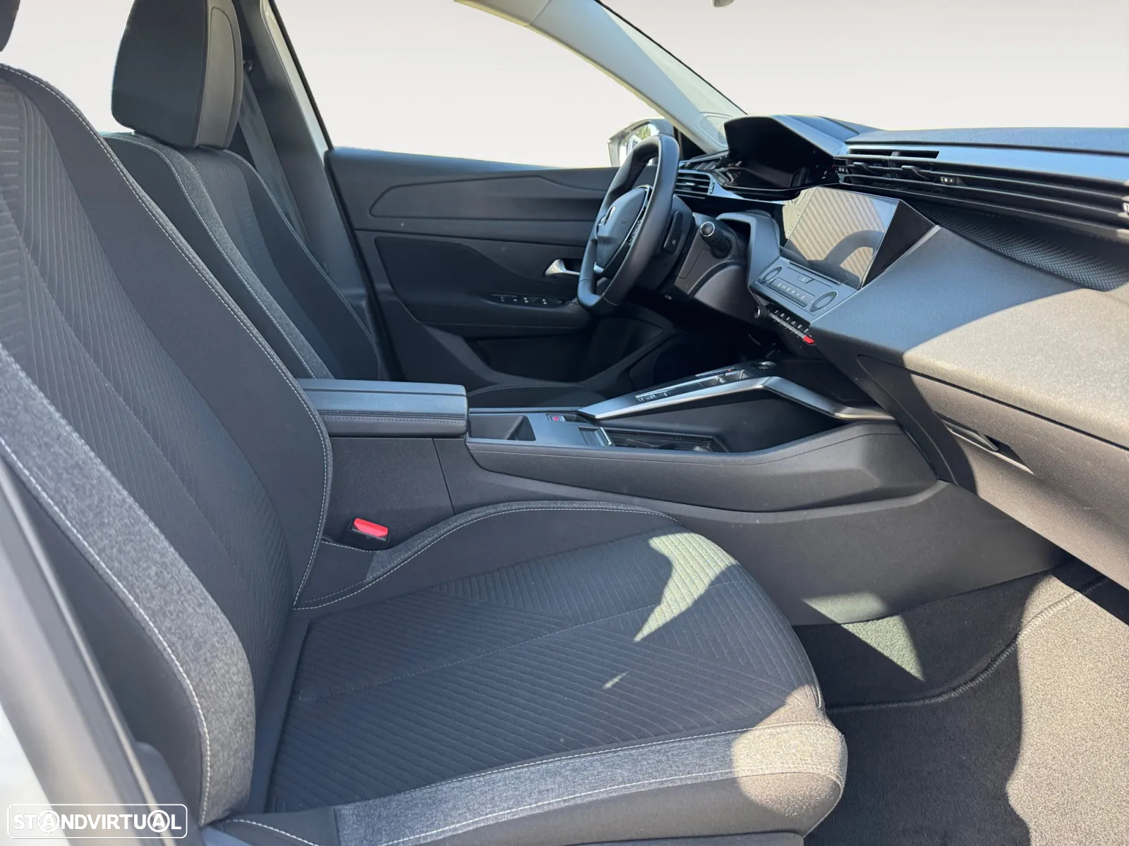 Peugeot 308 1.5 BlueHDi Active Pack EAT8 - 14