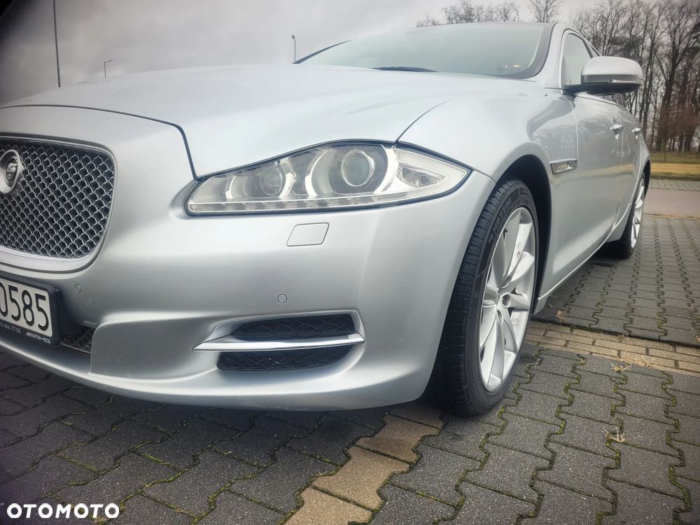 Jaguar XJ 3.0 V6 Kompressor AWD Premium Luxury - 5
