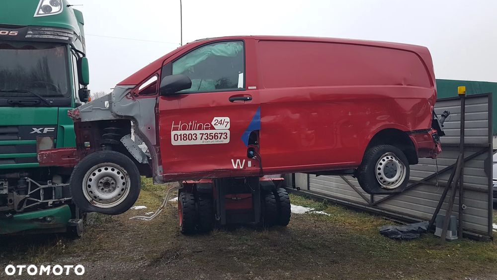 MERCEDES VITO W 447 2021 r CZĘŚCI KAROSERIA - 1