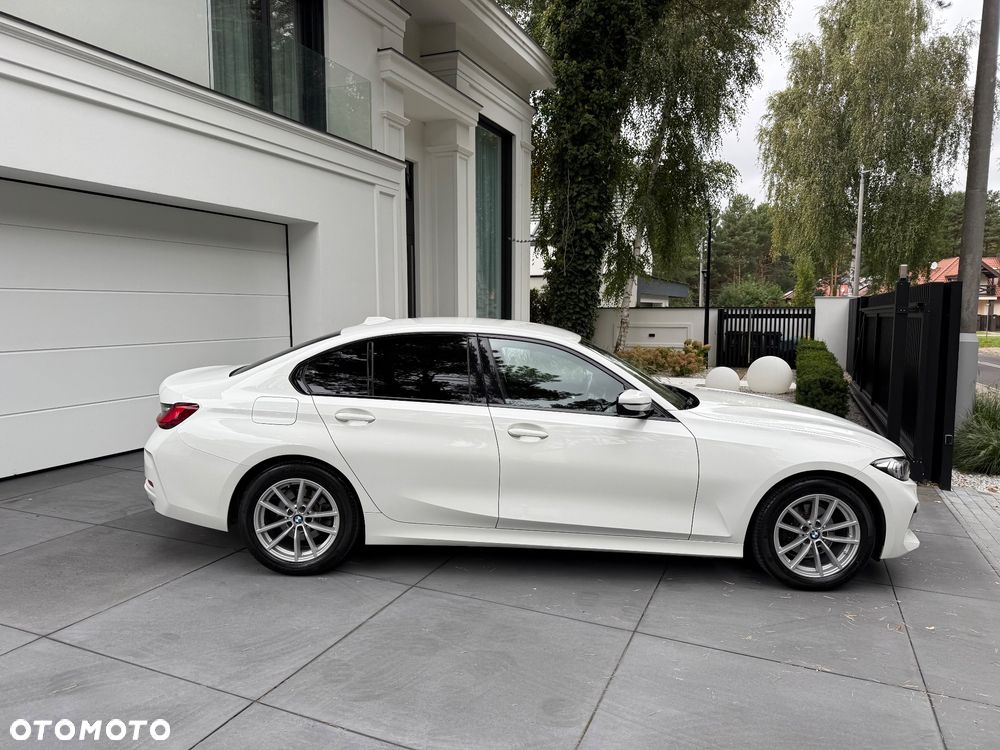 BMW Seria 3 318d - 6
