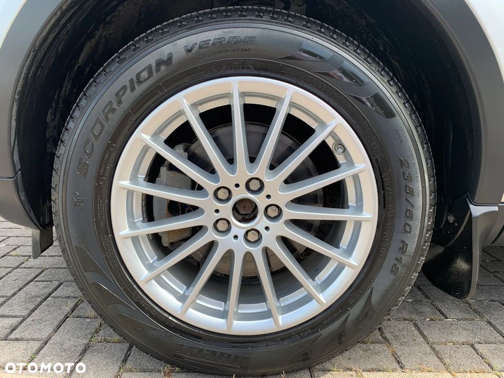 Land Rover Discovery Sport 2.0 TD4 Pure - 24