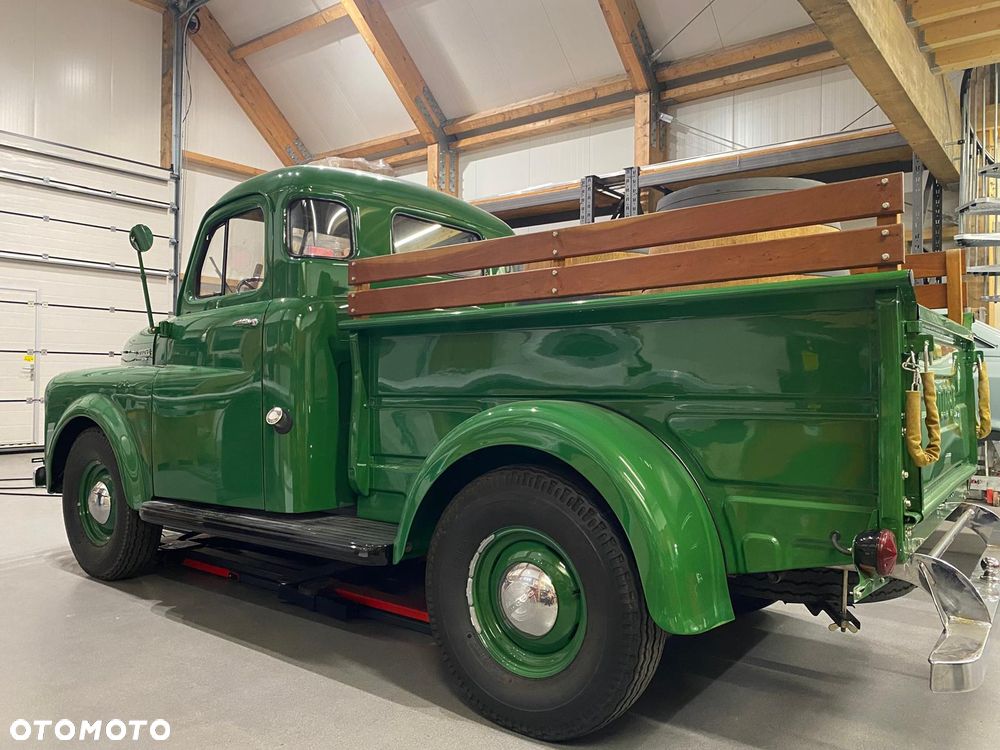Dodge Inny - 7